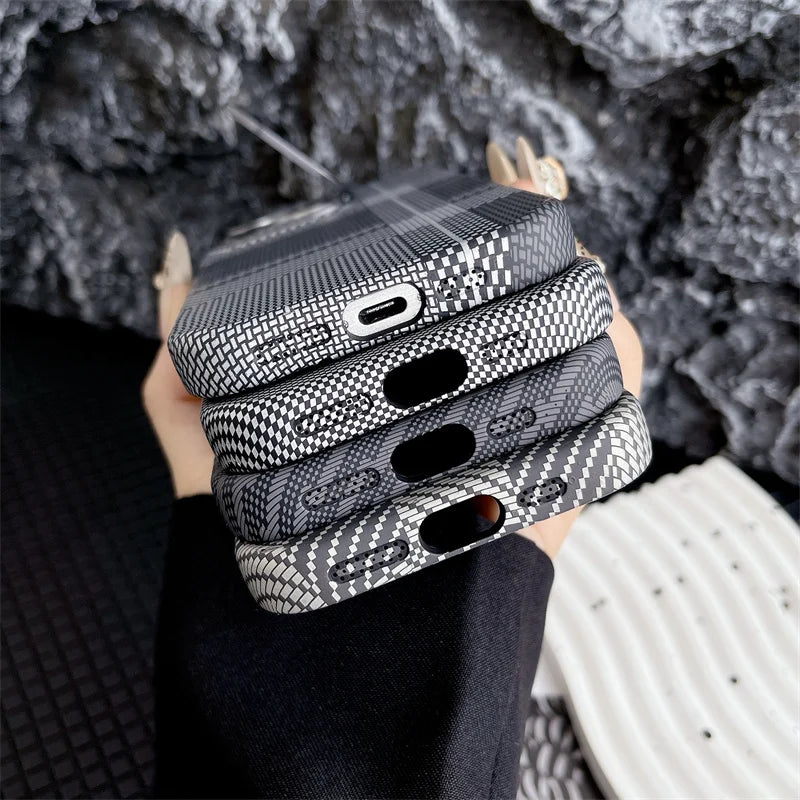 Coque Fibre de Carbone iPhone – MagSafe & Antichoc